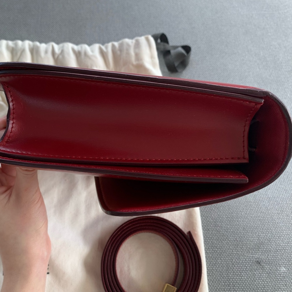 Celine classic medium box bag in red calfskin - Picture 7 of 9